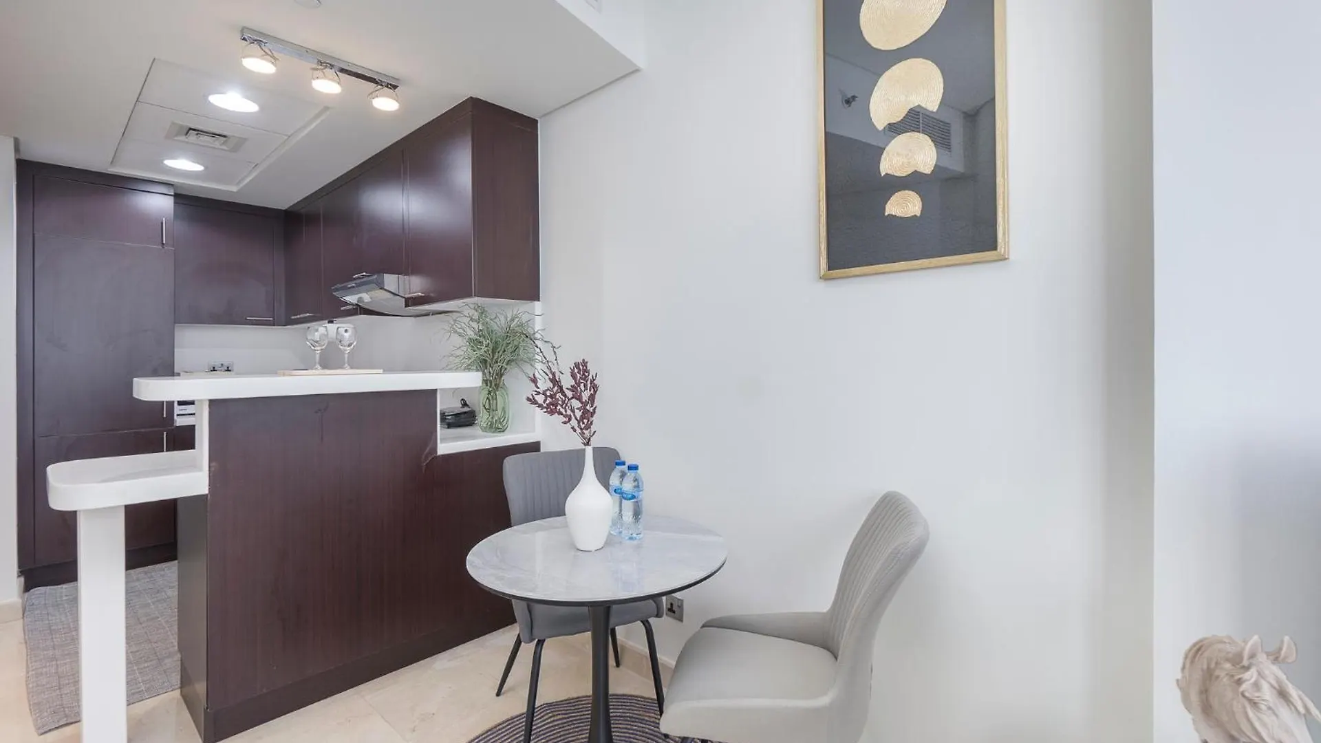 Trinity Holiday Homes In Difc With Spectacular Views Dubai United Arab Emirates